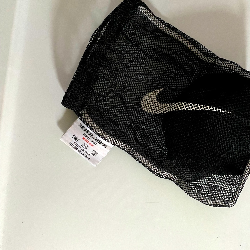 Nike Studio Wrap Yoga and Dance Shoe size 9